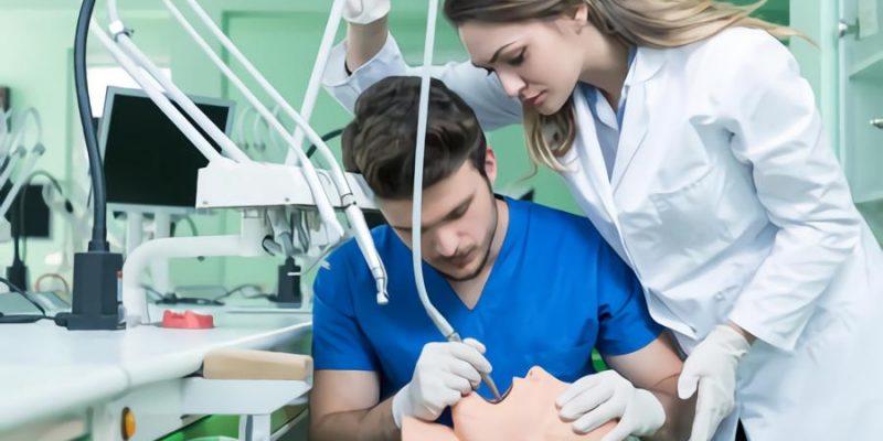 What Is Fueling The Popularity Of Cosmetic Dentistry
