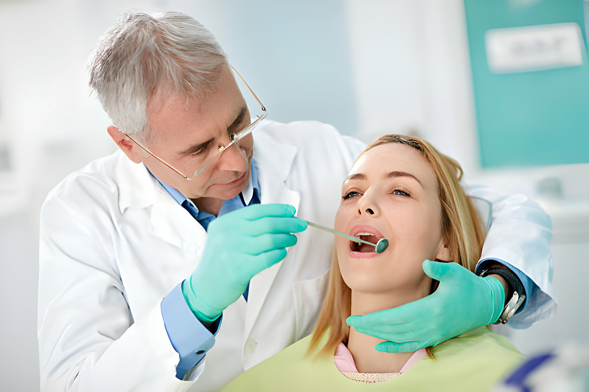 Understand 5 Conditions When You Require Dental Crown Treatment_1